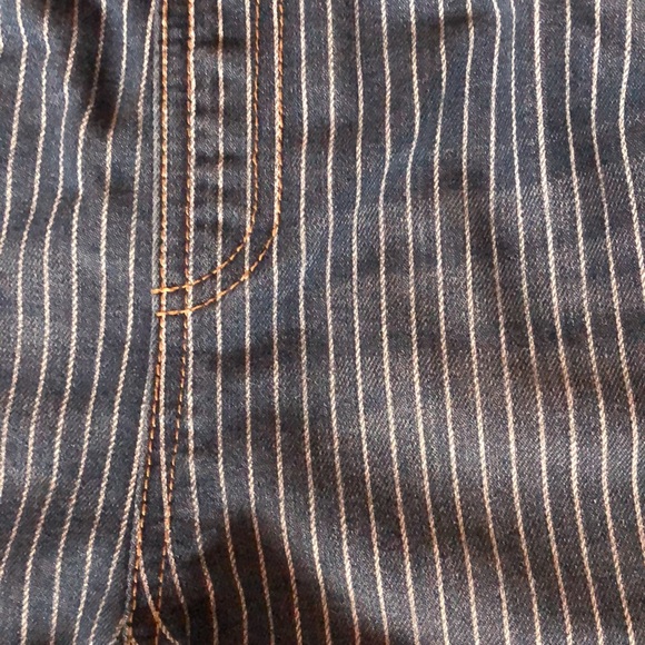 GIRLS - DKNY Stripe Short Overalls - Size 10 - Picture 4 of 9